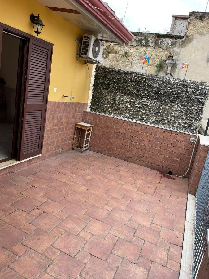 La Casa Di Mamma Apartment เนเปิลส์ ภายนอก รูปภาพ