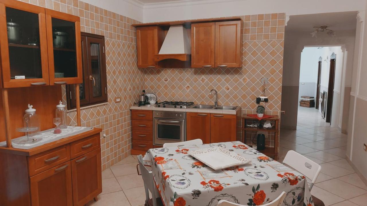 La Casa Di Mamma Apartment เนเปิลส์ ภายนอก รูปภาพ