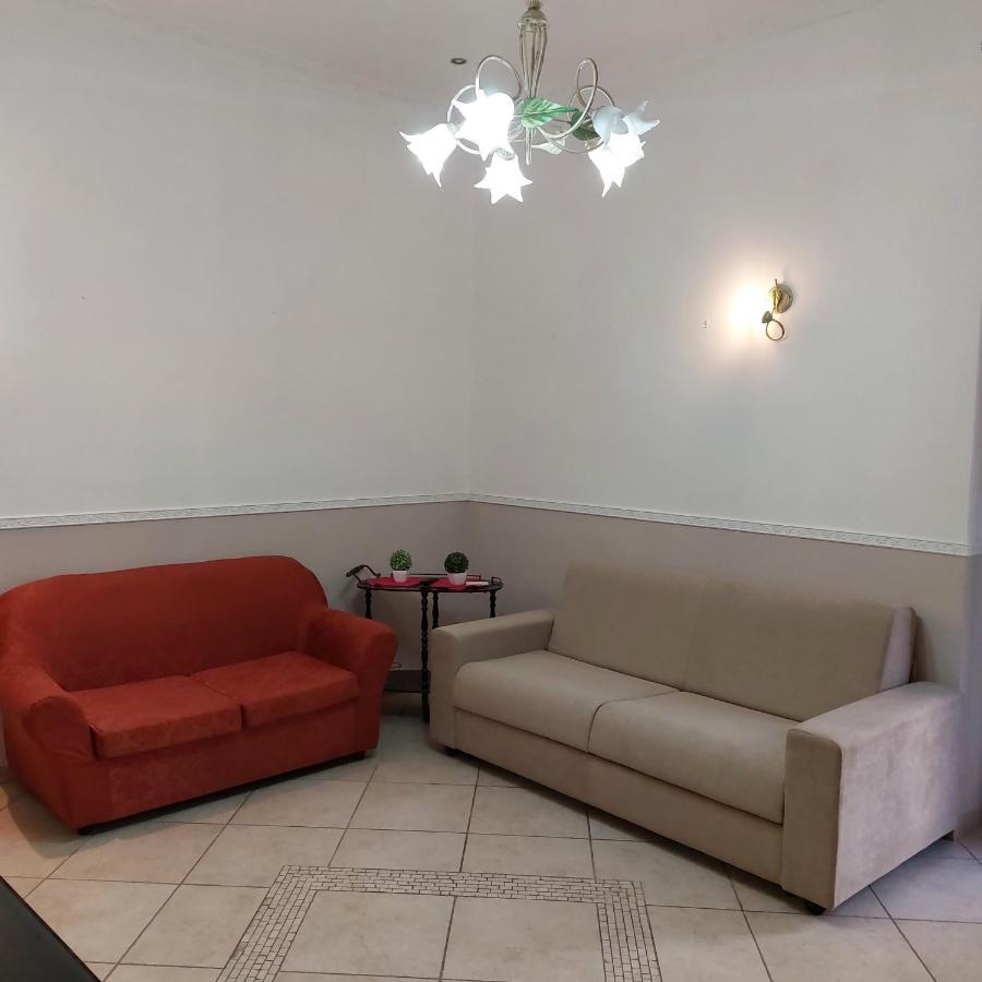La Casa Di Mamma Apartment เนเปิลส์ ภายนอก รูปภาพ